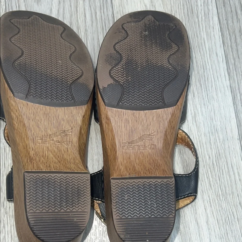 Dansko Black and Tan Wedge Sandals